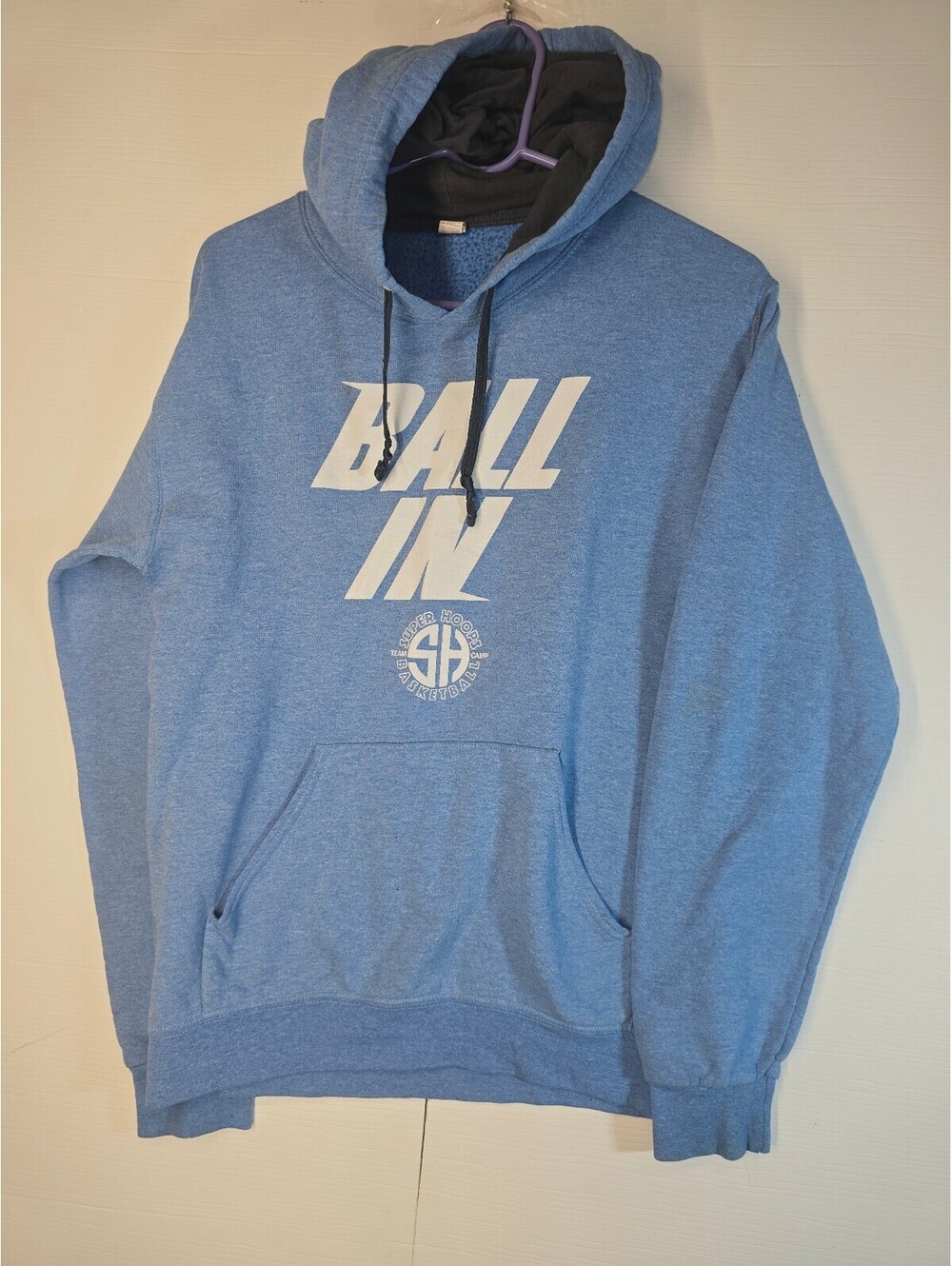 Fruit Of The Loom Sofspun Mens Small Blue Ball In Basketball Hoodie Sweatshirt